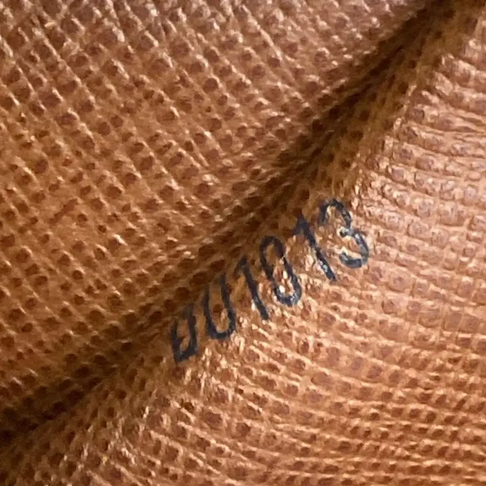 Louis Vuitton Papillon 26 Monogram Handbag M51386